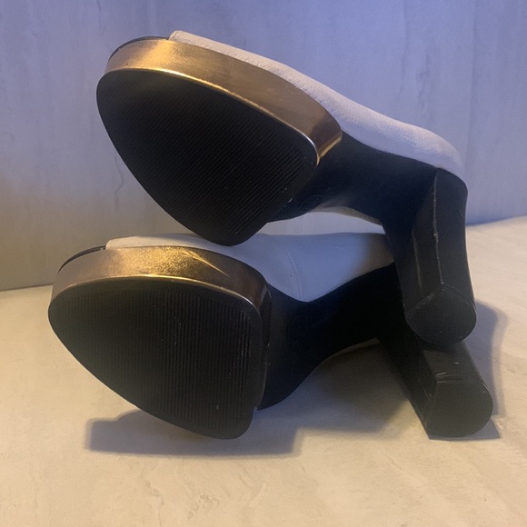 Mossimo Women's Textured White Black Peep Toe Platform Heels Size 8.5 - Picture 5 of 15